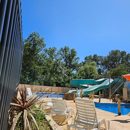 Mobile-Home Hyeres Var Climatise Dans Camping Avec Piscine Jusqu'A 6 Personnes Kültér fotó